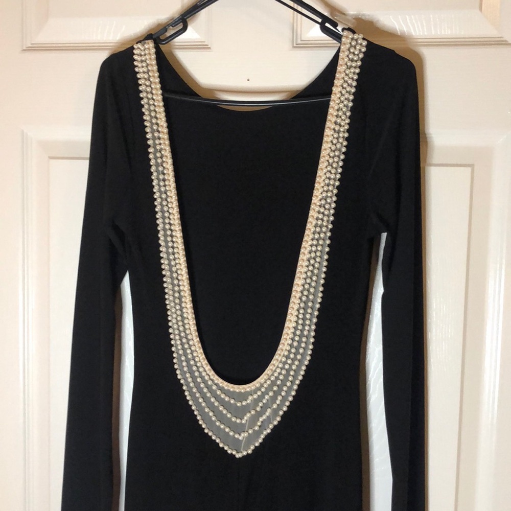 Elegant evening gown with pearl detail